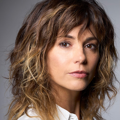 Stephanie Szostak
